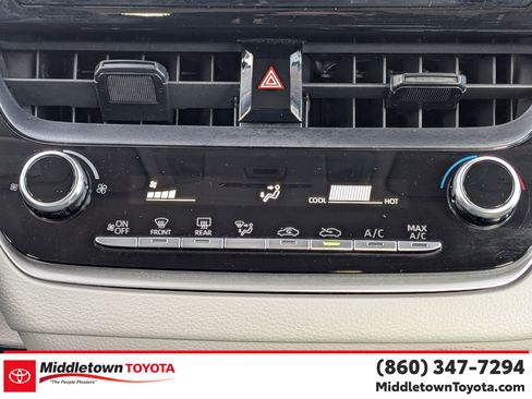 Certified 2022 Toyota Corolla L image 25