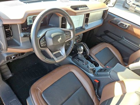 Used 2024 Ford Bronco Outer Banks image 16
