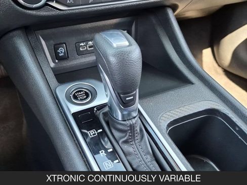 Used 2024 Nissan Sentra SV FWD image 20