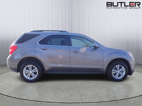 Used 2011 Chevrolet Equinox LT w/ Driver Convenience Package image 8