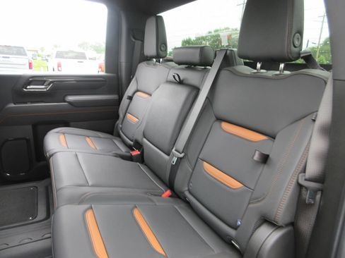 Certified 2026 GMC Sierra 2500 AT4 AWD/4WD image 26