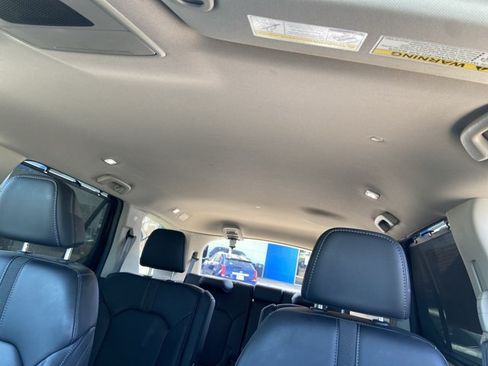 Used 2024 Honda Pilot EX-L image 29