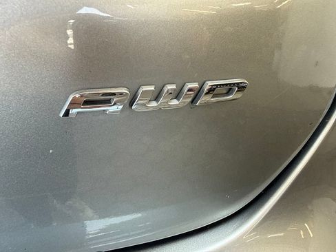 Used 2024 Ford Edge SEL w/ Convenience Package AWD/4WD image 11