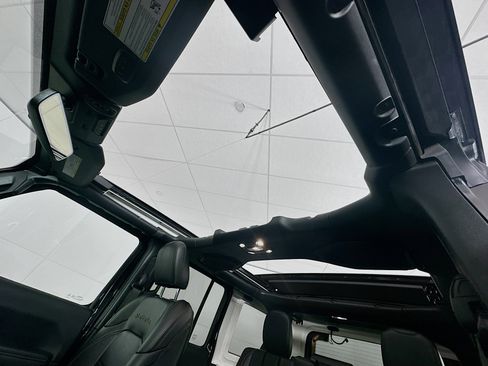 Used 2023 Jeep Wrangler Sahara w/ Cold Weather Group image 25