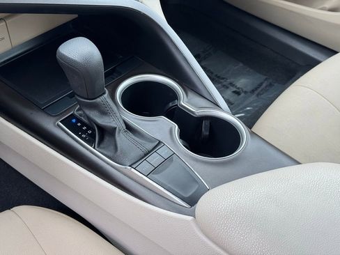 Used 2023 Toyota Camry LE image 17