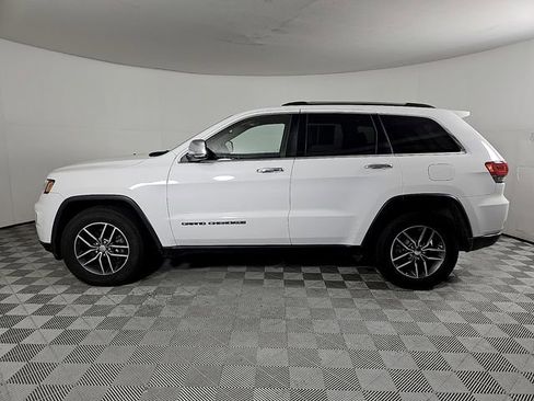 Used 2017 Jeep Grand Cherokee Limited w/ Luxury Group II image 7