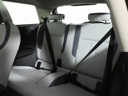 Certified 2025 MINI Cooper S image 4