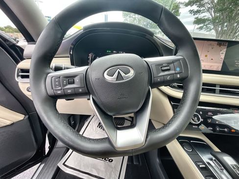 Used 2023 INFINITI QX60 Luxe w/ Cargo Package FWD image 11