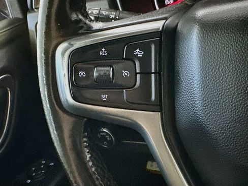 Used 2021 Chevrolet Suburban LT AWD/4WD image 25