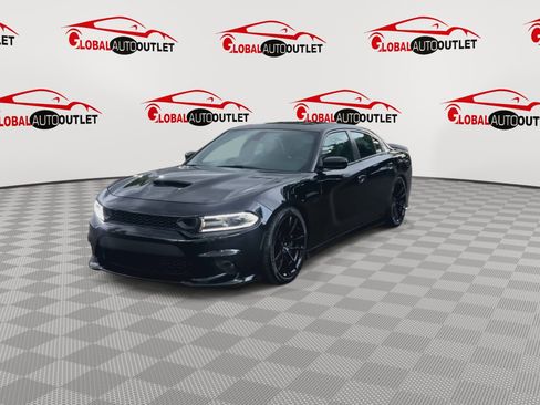Used 2020 Dodge Charger Scat Pack w/ Daytona Edition Group RWD image 4