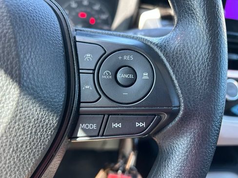 Used 2024 Toyota Corolla LE FWD image 19