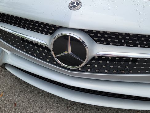 Used 2019 Mercedes-Benz SL 450 w/ Premium Package image 5