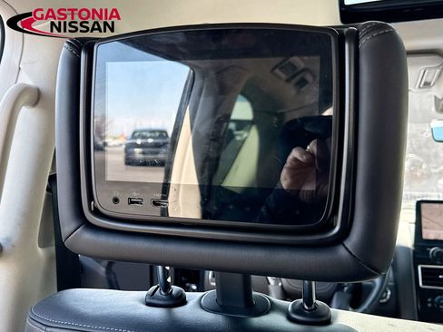 Used 2023 Nissan Armada Platinum w/ Captain's Chairs Package image 34