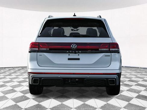New 2026 Volkswagen Atlas Peak Edition AWD/4WD image 19