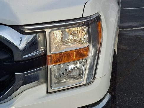 Used 2022 Ford F150 XLT w/ Trailer Tow Package image 9