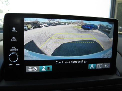 Used 2023 Honda Pilot TrailSport image 46