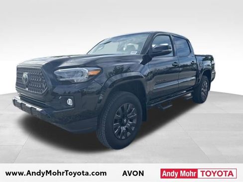 Used 2023 Toyota Tacoma Limited w/ Nightshade Package AWD/4WD image 4