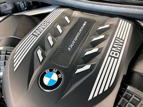 Used 2023 BMW X5 M50i w/ Executive Package image 32