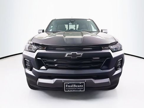 Used 2023 Chevrolet Colorado Trail Boss AWD/4WD image 2