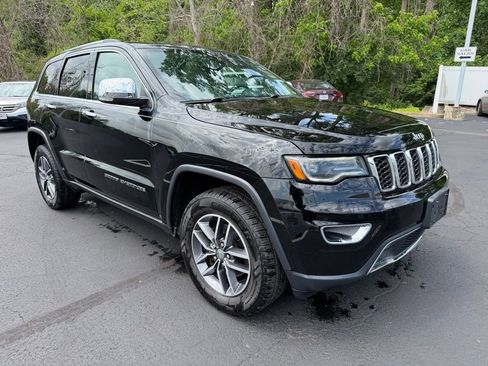 Used 2018 Jeep Grand Cherokee Limited w/ Luxury Group II AWD/4WD image 4
