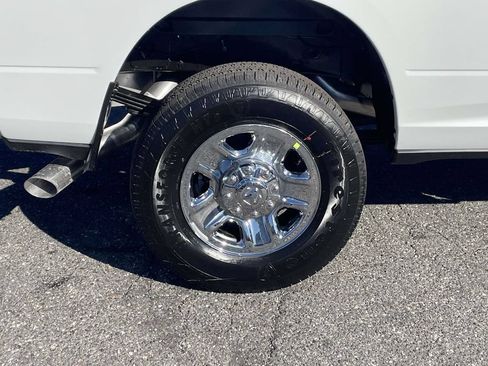 New 2026 RAM 3500 Tradesman w/ Chrome Appearance Group A AWD/4WD image 12