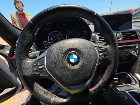 Used 2014 BMW 328i Sedan RWD image 13