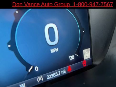 Used 2025 Ford F150 Lariat w/ Equipment Group 501A Mid AWD/4WD image 17