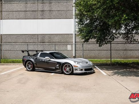 Used 2009 Chevrolet Corvette Z06 w/ Preferred Equipment Group RWD image 34