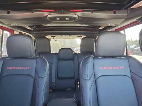 New 2026 Jeep Wrangler Unlimited Rubicon AWD/4WD image 30