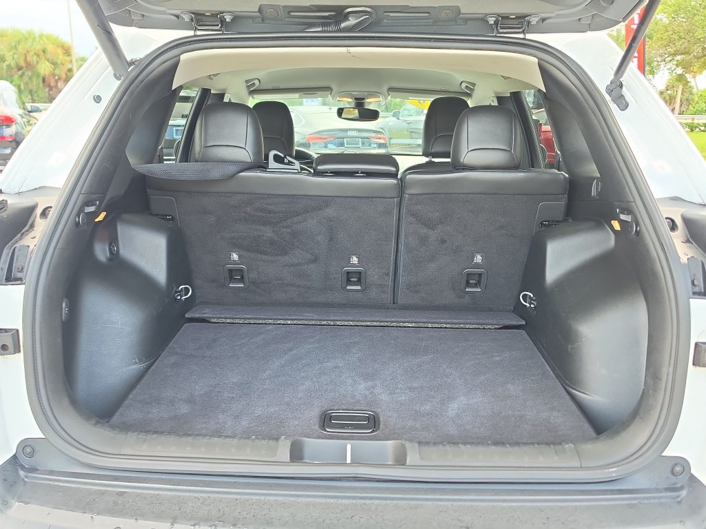 Used 2019 Jeep Cherokee Limited FWD image 9
