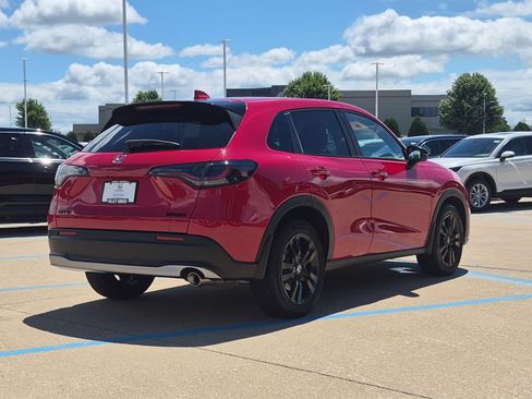Certified 2026 Honda HR-V Sport image 7