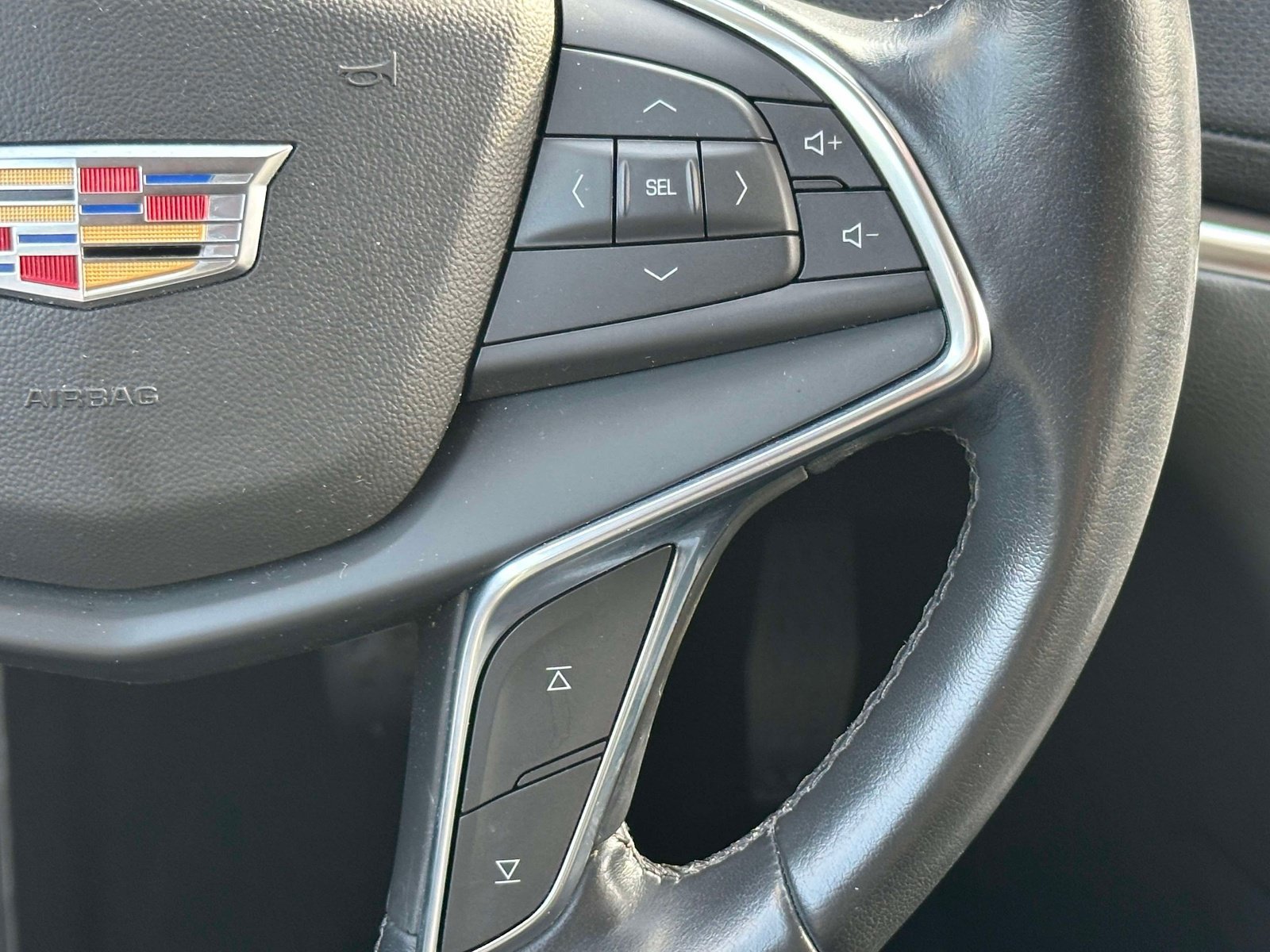 Used 2018 Cadillac XT5 Luxury AWD/4WD image 24