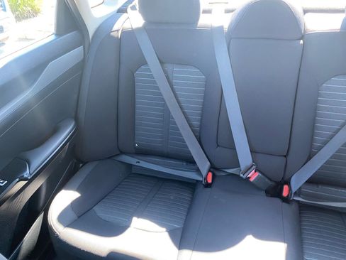 Used 2025 Kia K5 LXS image 40