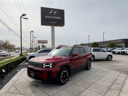 Used 2026 Hyundai Santa Fe SEL FWD image 9