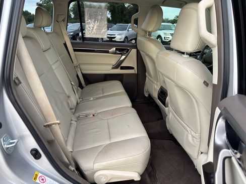 Used 2014 Lexus GX 460 image 28