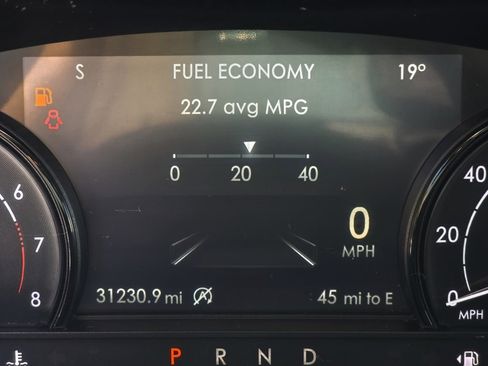 Used 2022 Lincoln Corsair AWD w/ Premium Package image 16