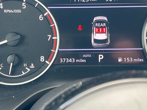 Used 2023 Nissan Rogue SV AWD/4WD image 16