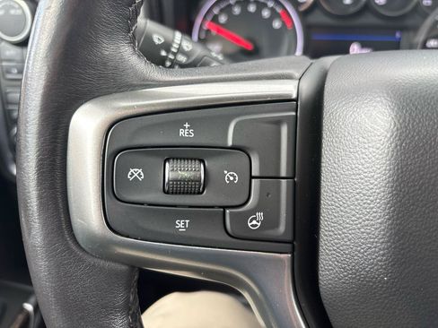 Used 2021 Chevrolet Silverado 1500 LT AWD/4WD image 18