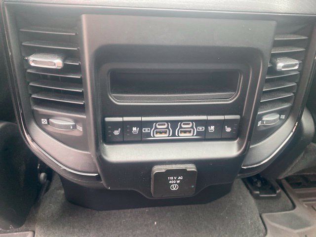 Used 2022 RAM 1500 Limited AWD/4WD image 11