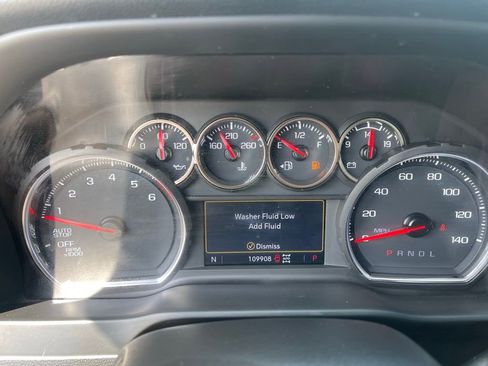 Used 2021 Chevrolet Silverado 1500 LT Trail Boss w/ Convenience Package II image 9