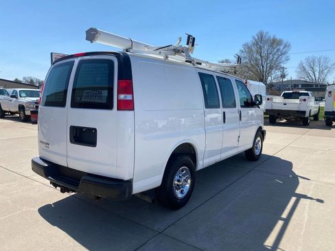 Used 2013 Chevrolet Express 2500 image 7