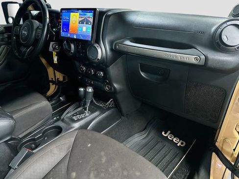 Used 2014 Jeep Wrangler Unlimited Sport w/ Quick Order Package 24S AWD/4WD image 26