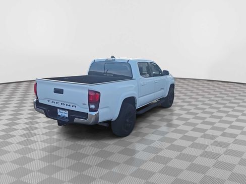 Used 2021 Toyota Tacoma SR5 RWD image 8