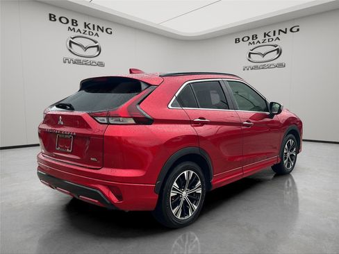 Used 2022 Mitsubishi Eclipse Cross SEL image 5