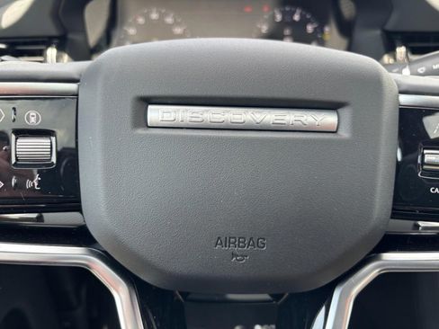 Used 2025 Land Rover Discovery Sport Dynamic SE image 22