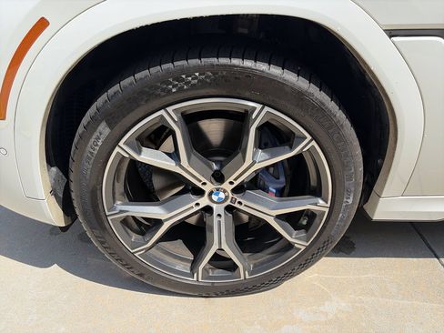 Used 2023 BMW X6 xDrive40i w/ Executive Package AWD/4WD image 13