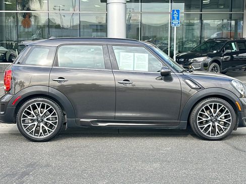 Used 2016 MINI Cooper Countryman S image 3