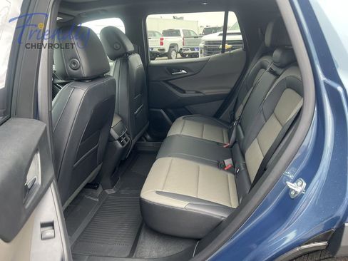 New 2026 Chevrolet Equinox LT w/ Convenience Package II AWD/4WD image 10