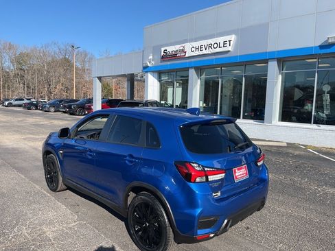 Used 2022 Mitsubishi Outlander Sport LE image 12