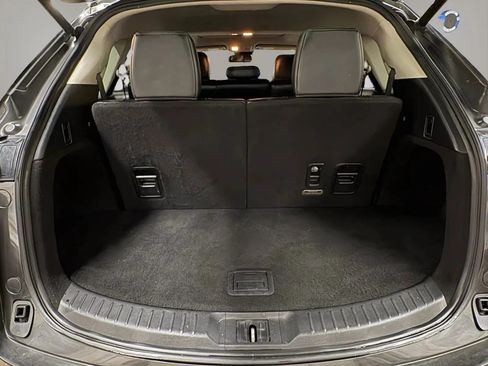 Used 2018 MAZDA CX-9 Touring w/ Touring Premium Package AWD/4WD image 9